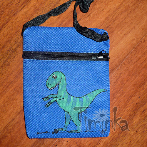 Kapsička na krk s dinosaurem — foto 1