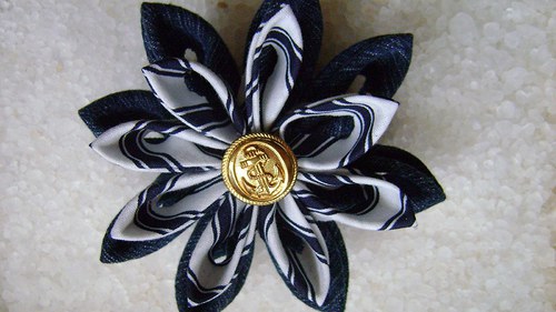 Kanzashi brož — foto 1