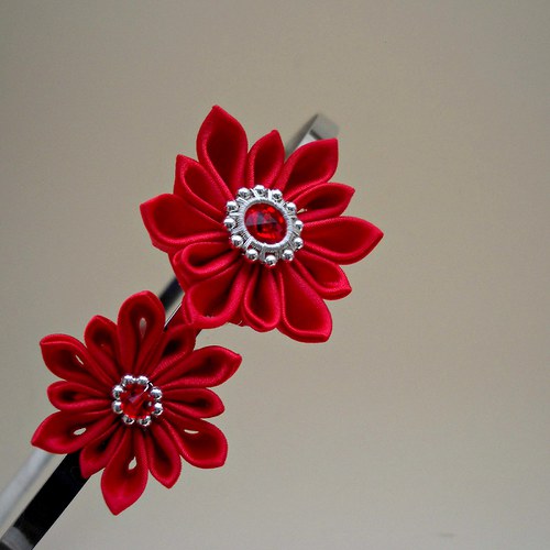 Kanzashi čelenka Cherry — foto 1