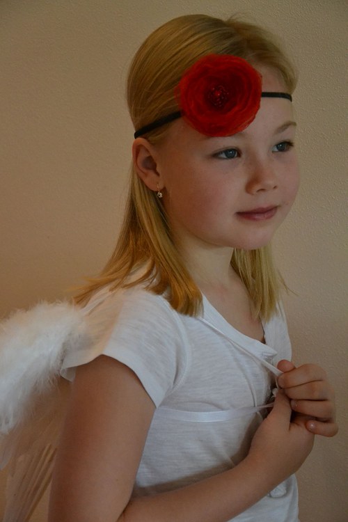 Čelenka "Červená puntíkovaná" — foto 1