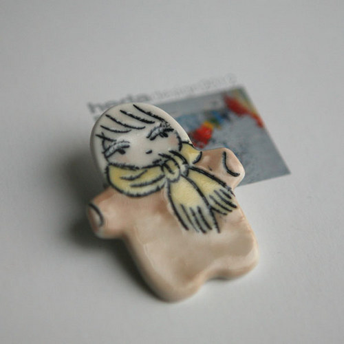 Ušálené... Ono (porcelán.brož) — foto 1