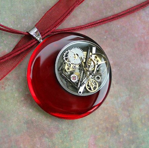 Mess in red — foto 1