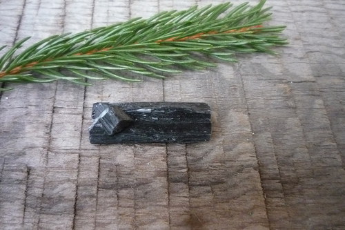 Turmalín tyčkový č. L8289 — foto 1