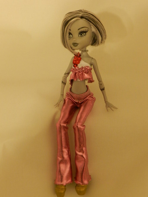 Obleček pro Monster high — foto 1