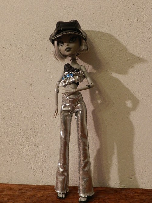 Obleček pro Monster high — foto 1
