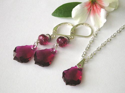 Swarovski sada Baroko Ruby — foto 1