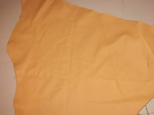 Oranžová kůže 40x43 cm — foto 1