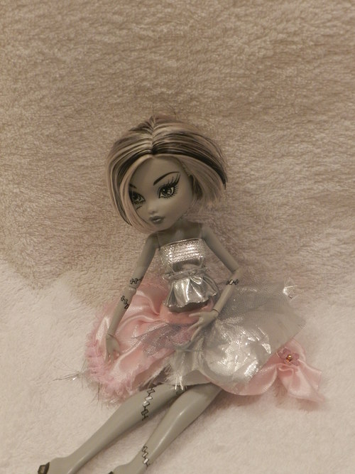 Obleček pro Monster high — foto 1