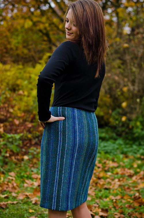Pouzdrová sukně — foto 1