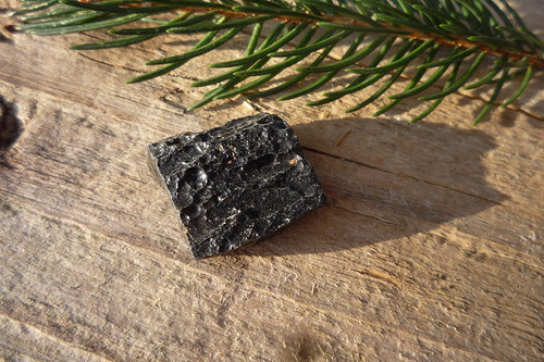 Tektit, meteorit č. L8719 — foto 1
