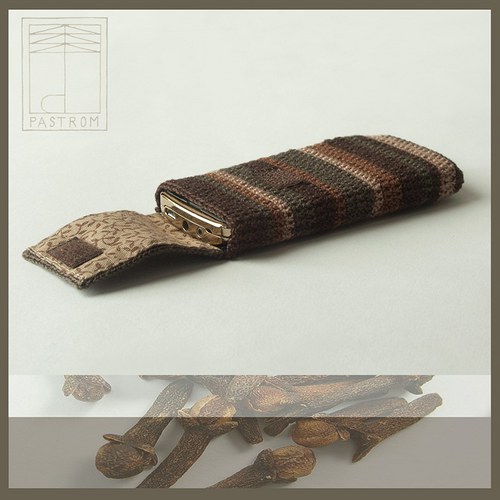 Obal na mobil - Hřebíčkový — foto 1