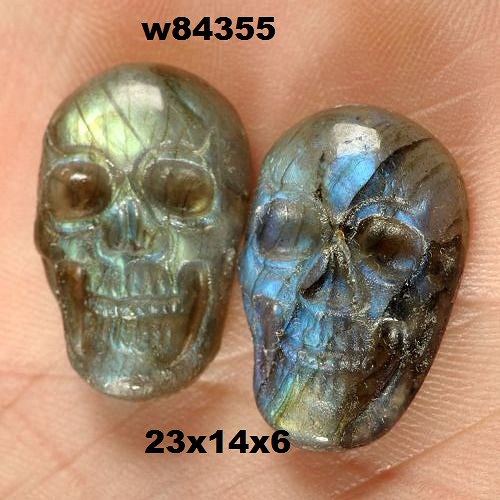 Labradorit- CABOCHON- lebky-pár — foto 1