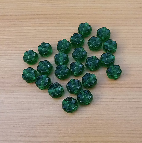 Zelené kytičky - 6,5 mm