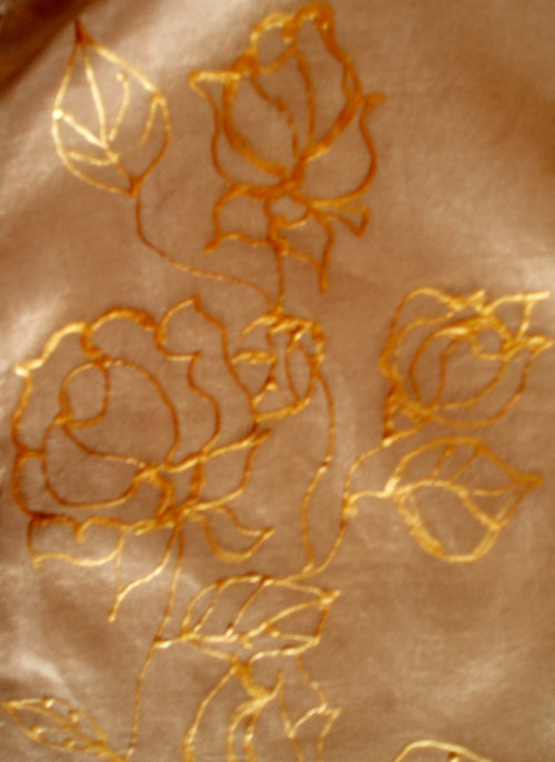 Hnědá šála Gold Roses — foto 1