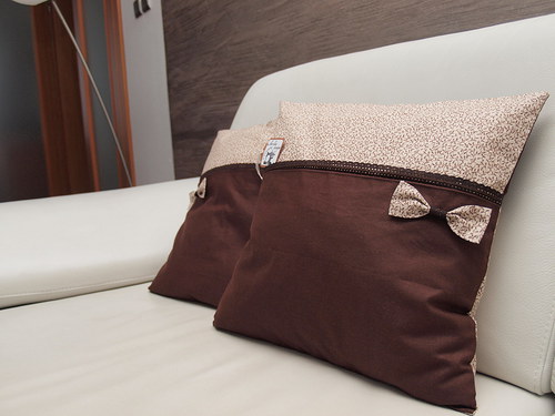 Polštářek -hnědá elegance- sada 2 ks — foto 1