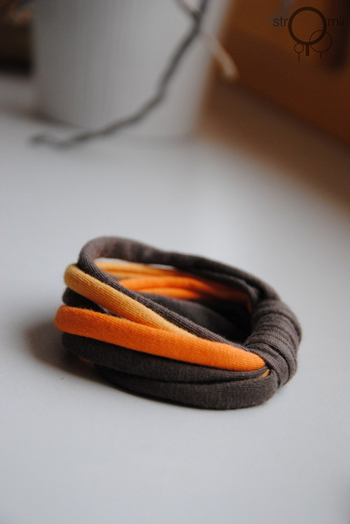 Náramek hnědo oranžový — foto 1