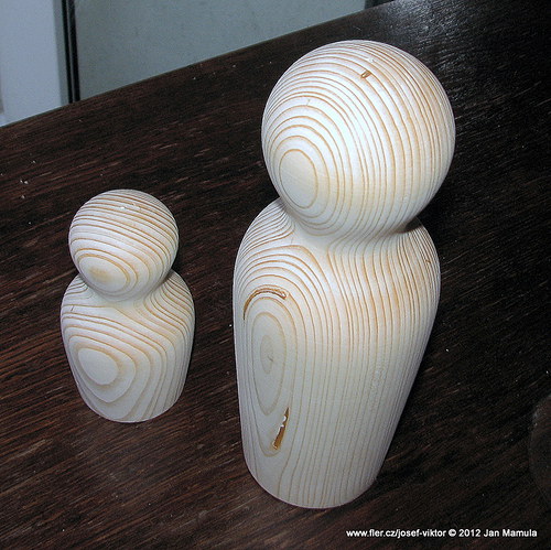 PAJDULÁCI ii dřevěné figurky — foto 1