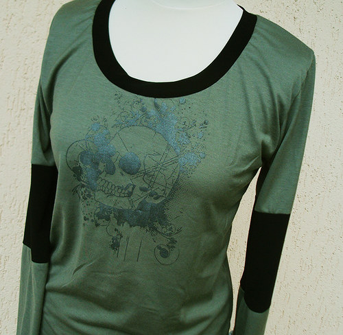 Silver skull - triko — foto 1