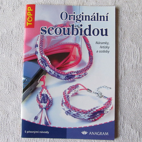 Knížka (sešit) - Scoubidou — foto 1