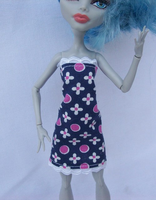 Šatičky pro Monster High 7 — foto 1