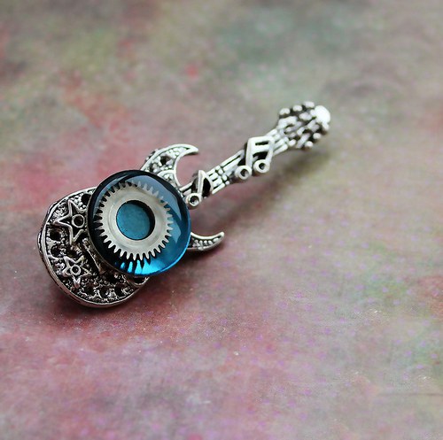 Steampunková kytara — foto 1