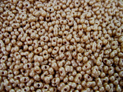 0100503/Farfale perleťové kapučíno, 4,3 mm, 10 g