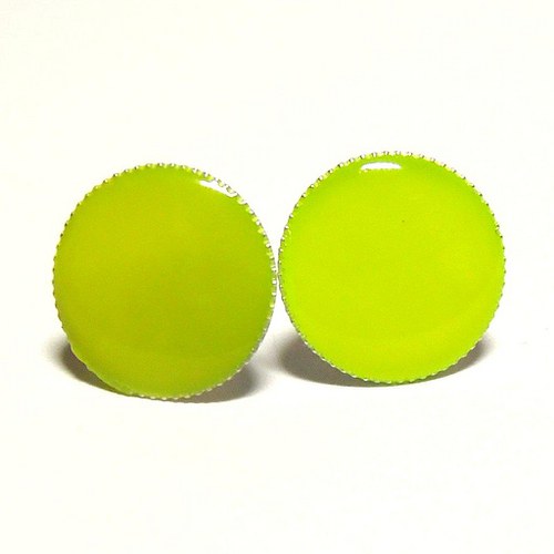 Svítící naušnice - pecky 10 mm — foto 1