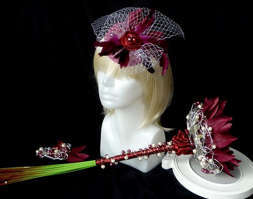 Fascinator Leknín Burgundy — foto 1