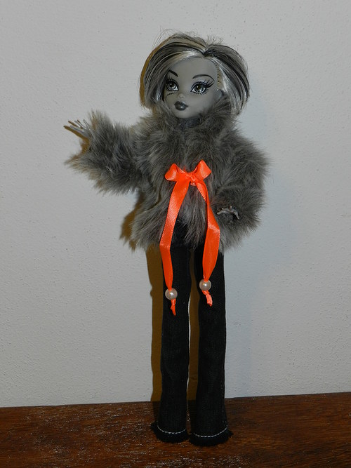 Kožíšek pro Monster high — foto 1