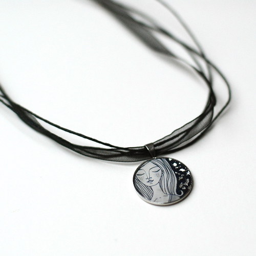Silver Line "Spící dívka" - náhrdelník — foto 1