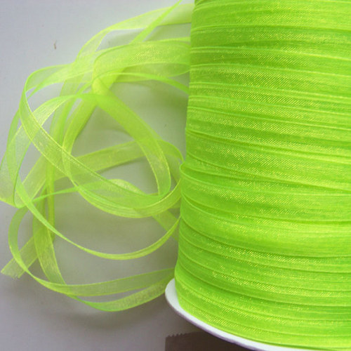 Stuha šifonová / 6mm / žlutozelená NEON/ 3m