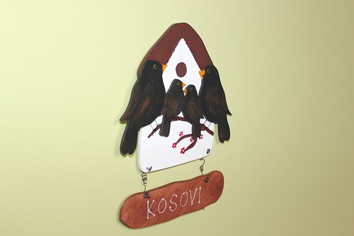 Dřevěná cedulka na dveře KOSOVI