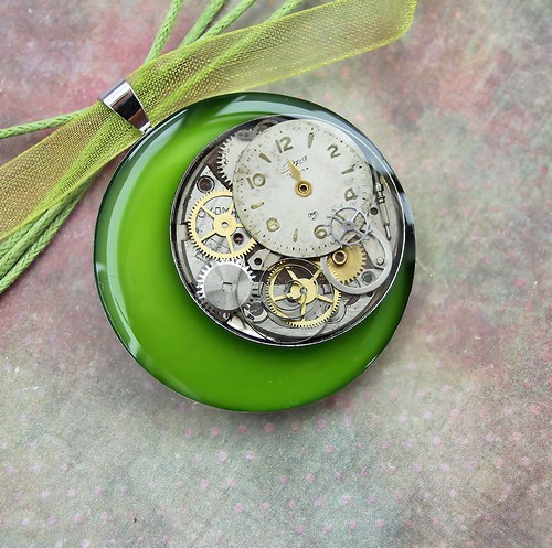 Mess in green — foto 1