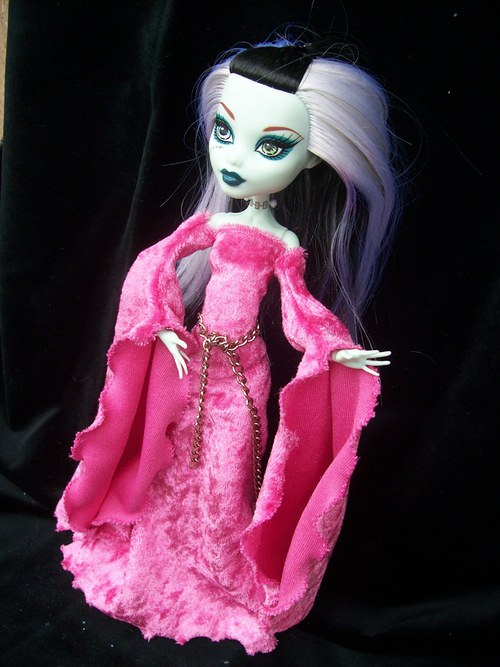 Růžové pro Monster High — foto 1