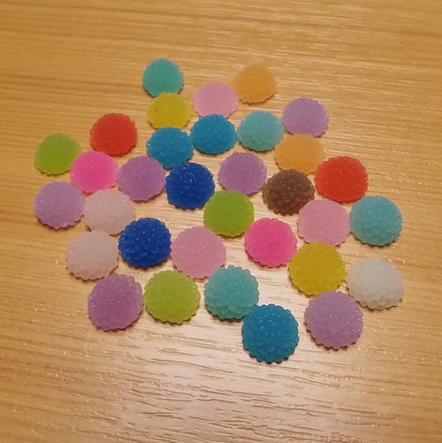Chryzantéma - kabošon - 10 x 5 mm - mix