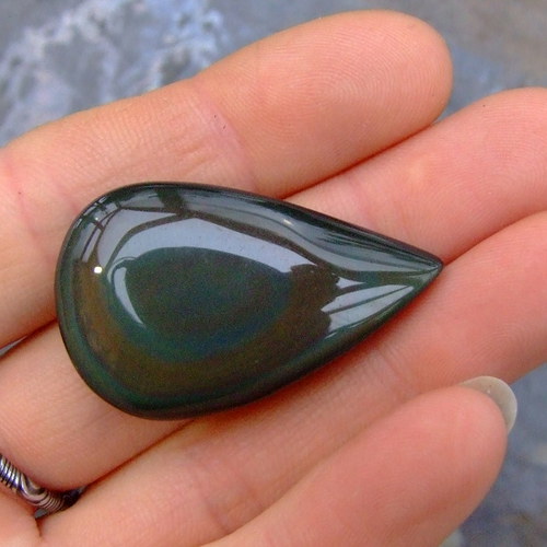 Obsidián duhový kabošon č. 778 — foto 1