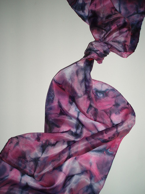 Hedvábná šála Cosmic Pink — foto 1