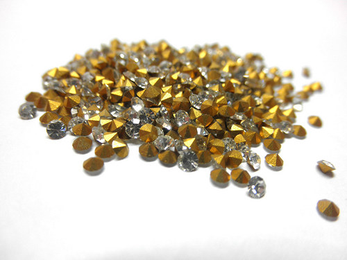 Šaton crystal, vel. SS6,5 (2mm) 100ks — foto 1