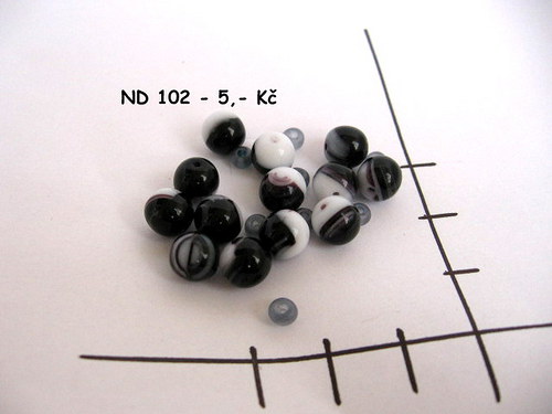 ND 102 - skleněné korálky — foto 1