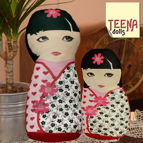 Sada panenek kokeshi Kazumi a Keiko