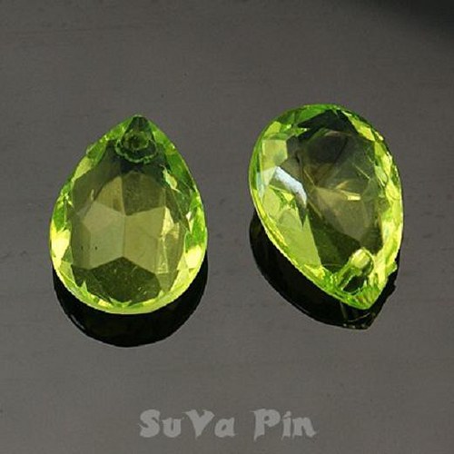 Korálky kapka zelená 18x13mm; 19 ks