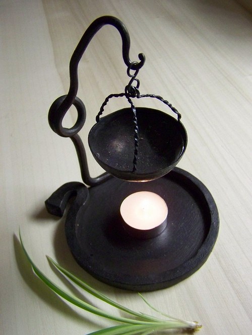 Kovaná aromalampa — foto 1