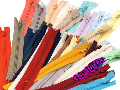 25 kusů zip spirálový 3mm nedělitelný barevný mix