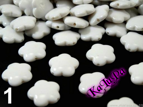 Korálky COLOR květinka Ø15mm plast* 5 kusů
