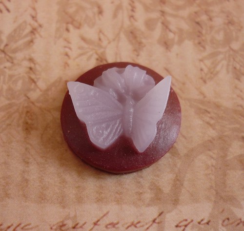 C30 / kabošon ornament motýlek cihlový / 16x16x7mm