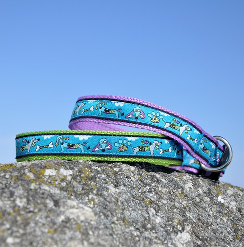 Obojek s jezevčíky modrý 25 - 35 cm — foto 1