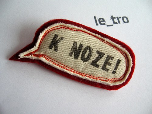 K NOZE! pejskařská brož — foto 1