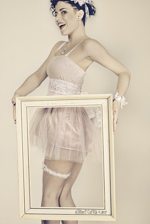 Tylová růžová Pin-up :) — foto 1