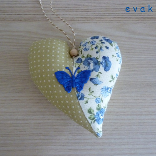 Dekorační srdíčko excentric — foto 1