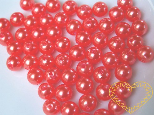 Meruňkové plastové korálky duha 8 mm - balení 50 g